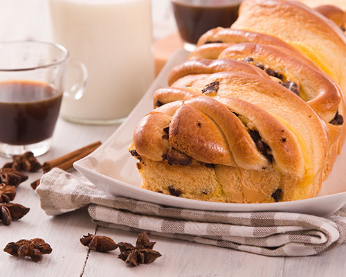AdobeStock_214024133-brioche-500x400 Kanel- och honungskrans